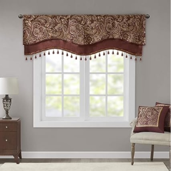 Window Valance with tassels - New! - Picture 2 of 15
